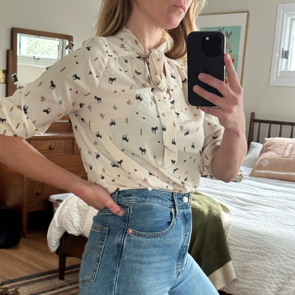 Monteau Los Angelas pattern Blouse